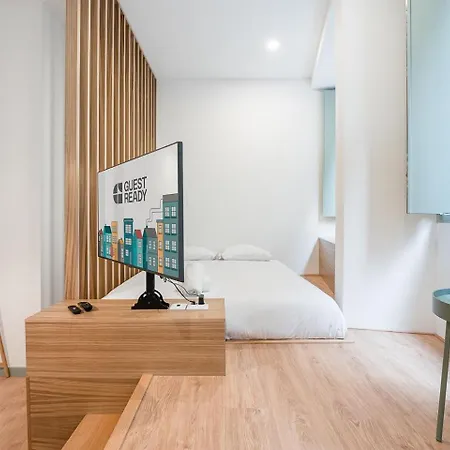 Guestready - A Modern Stay In Downtown Porto Exterior photo
